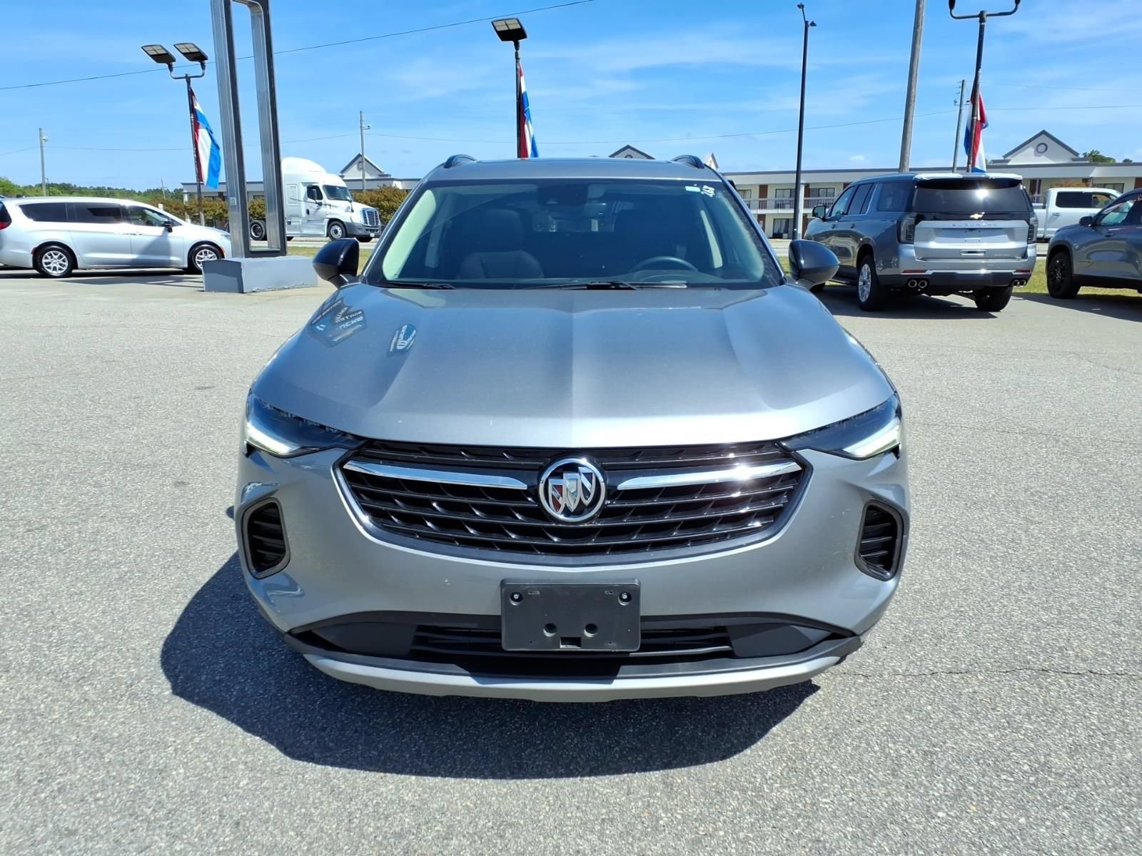 Used 2023 MOONSTONE GRAY METALLIC Buick Essence image 8