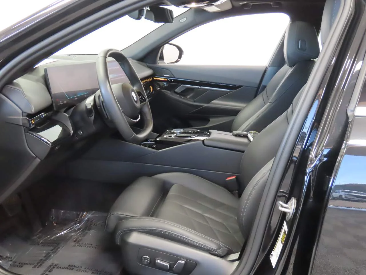 Used 2024 Black Sapphire Metallic BMW 530i image 14