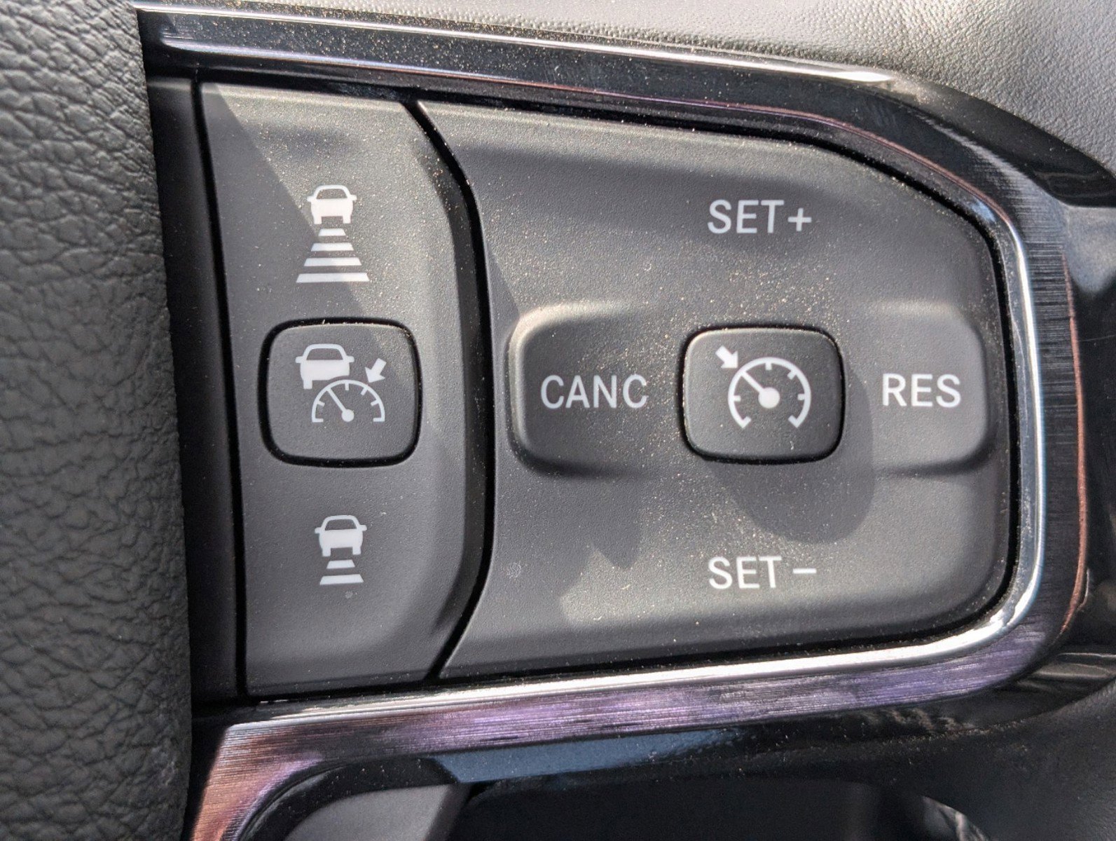 2024 RAM 2500 Laramie Limited - Photo 28