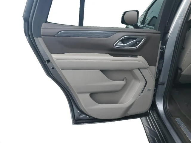 Used 2022 SATIN STEEL METALLIC GMC SLT image 30