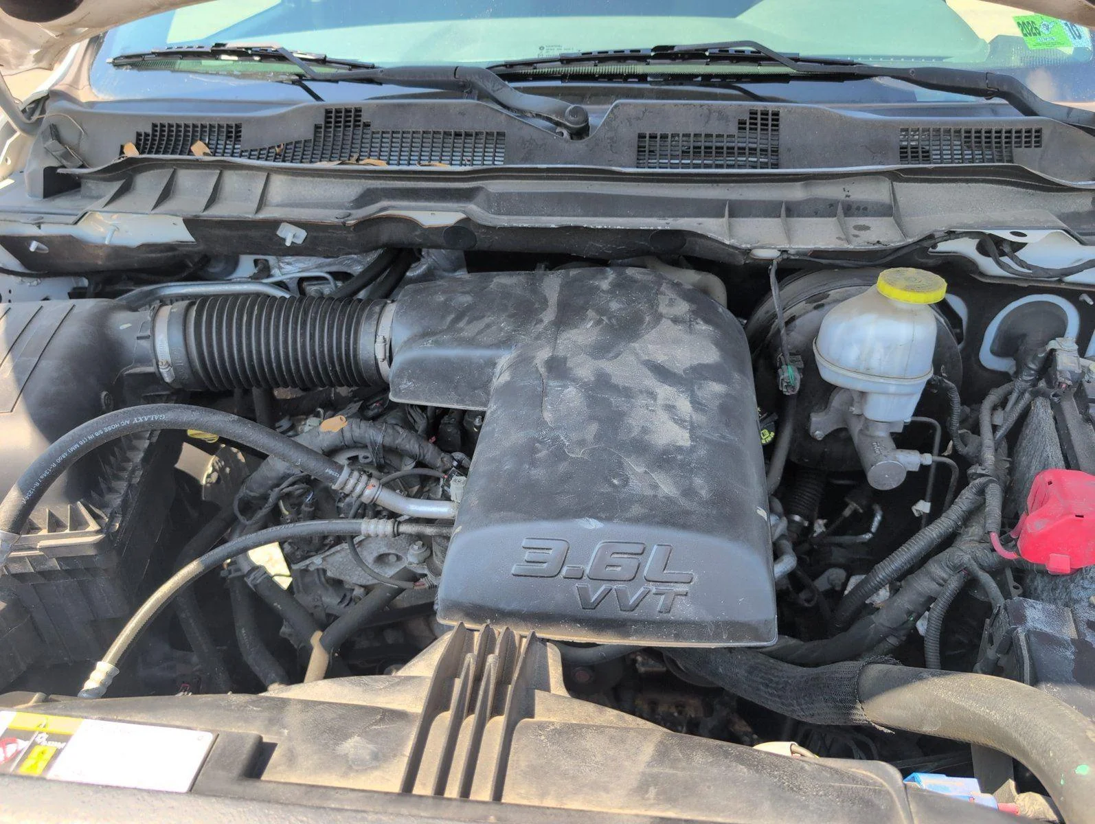 Used 2018 Bright White Clearcoat Ram Tradesman image 15