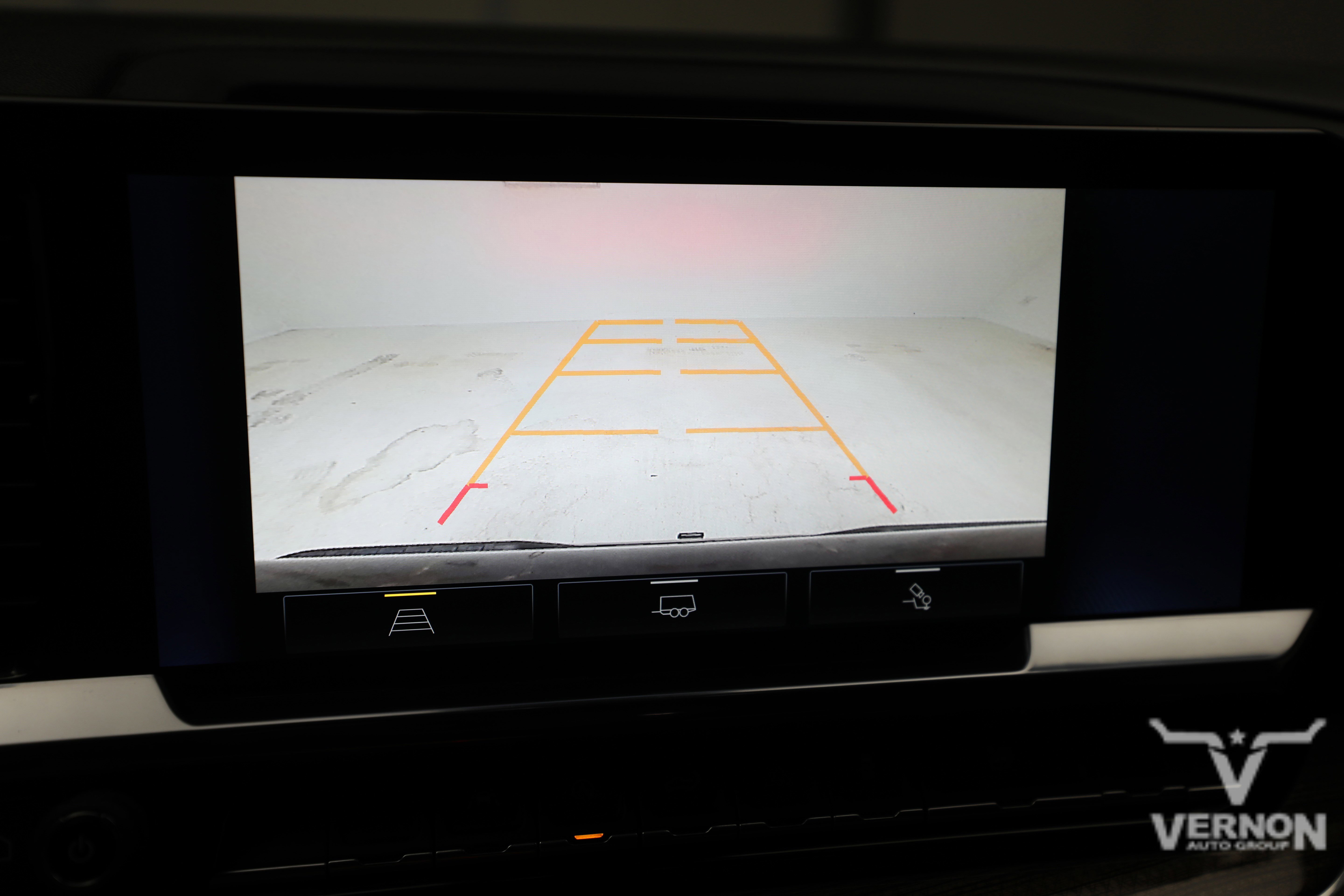 Used 2023 Black Chevrolet Y image 28