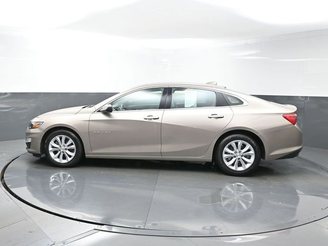 Used 2025 Gray Chevrolet LT image 4