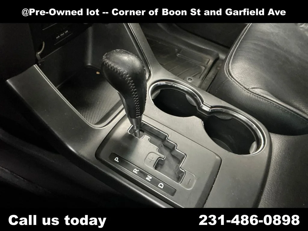 Used 2011 Silver Kia EX image 26