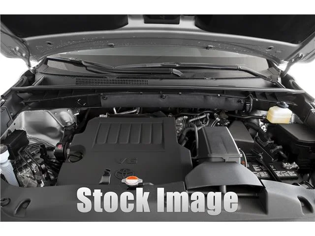 Used 2016 Silver Sky Metallic Toyota XLE V6 All-wheel Drive image 2