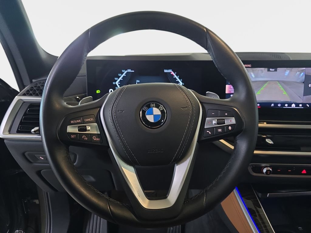 Certified Used 2024 Manhattan Green Metallic BMW sDrive40i image 16