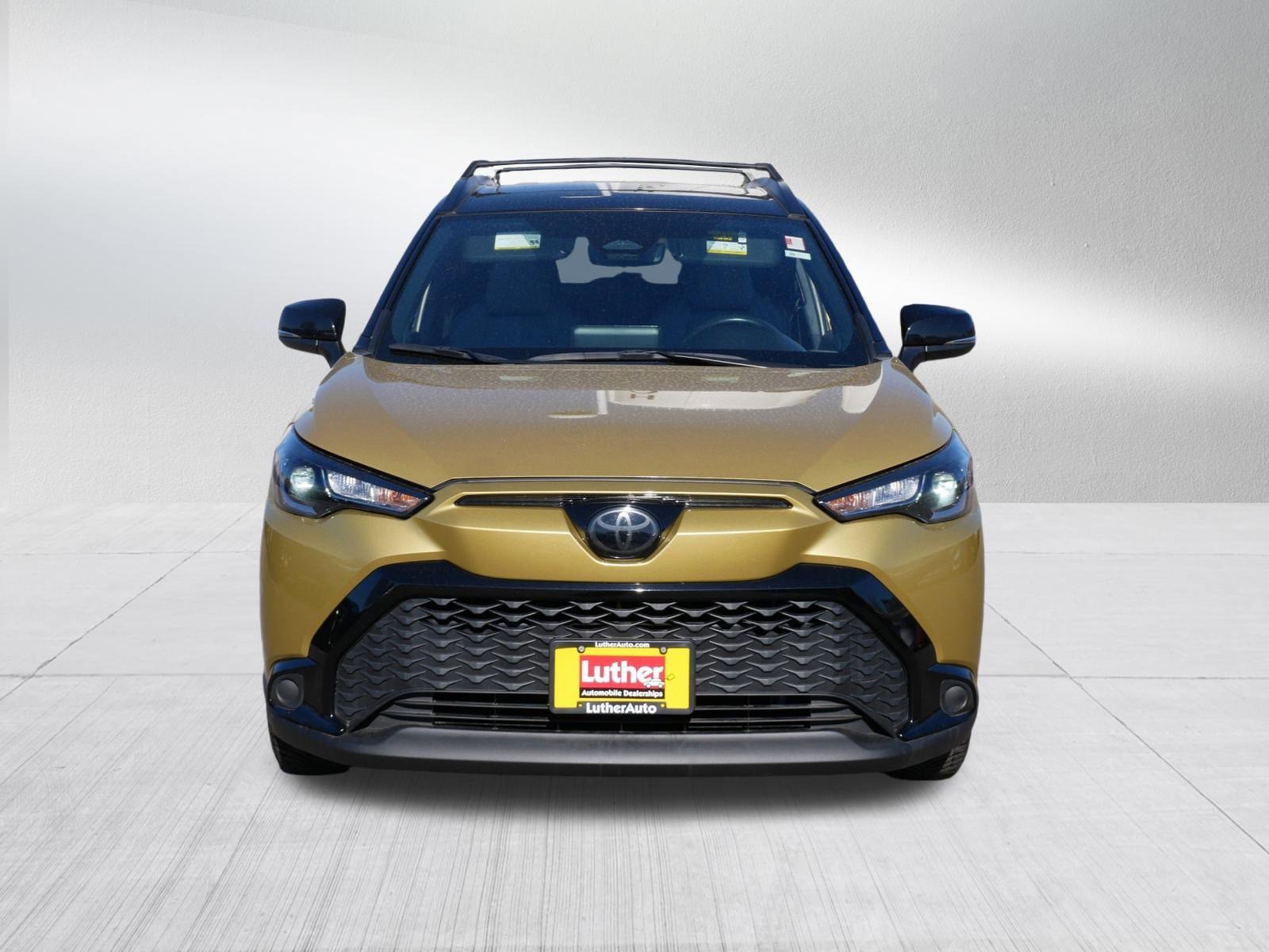 Used 2024 Toyota Corolla Cross SE with VIN 7MUFBABG0RV029650 for sale in Hopkins, Minnesota