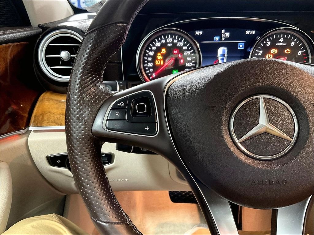 Used 2018 Black Mercedes-Benz E 400 image 23