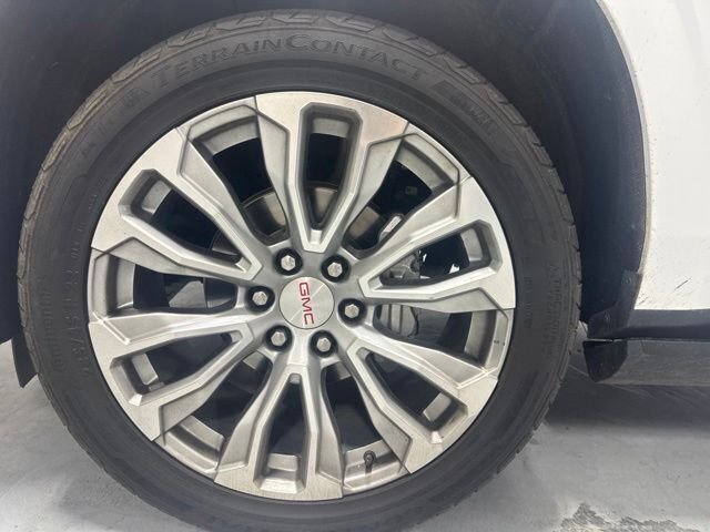 Used 2021 White GMC Denali image 11