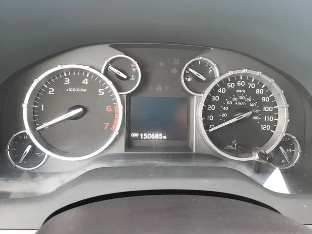 Used 2016 Black Toyota SR5 image 24
