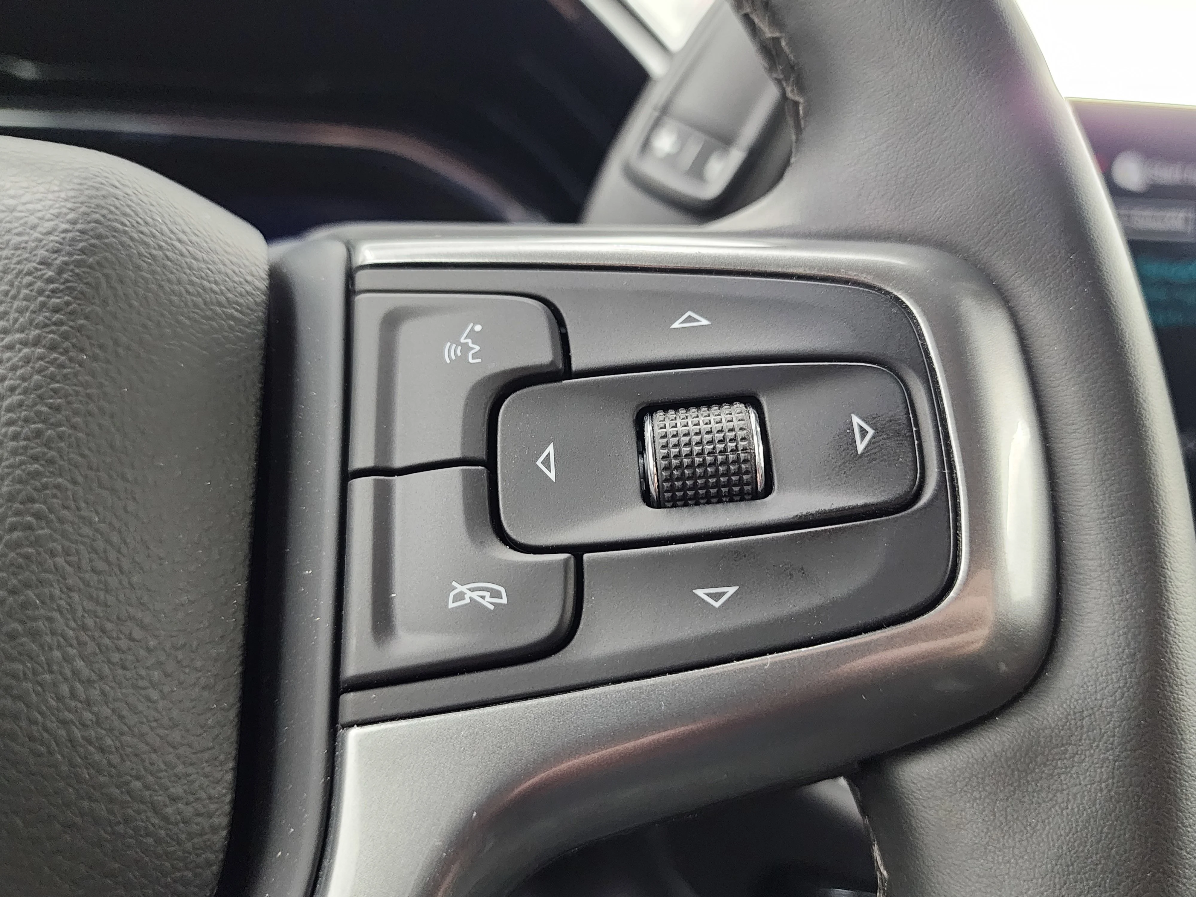 2025 Chevrolet Silverado 2500HD LT - Photo 14