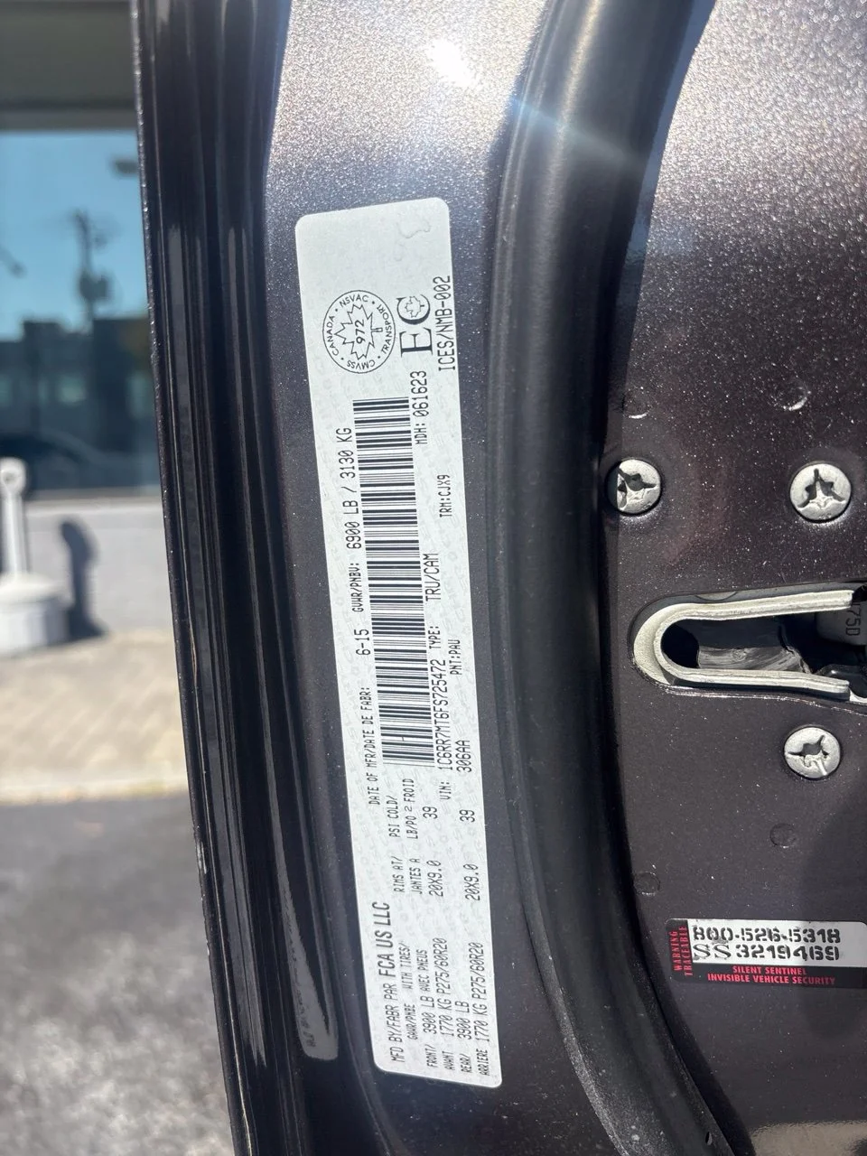 Used 2015 Gray Ram Sport image 16