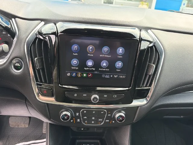 Used 2023 Northsky Blue Metallic Chevrolet LT Cloth image 19