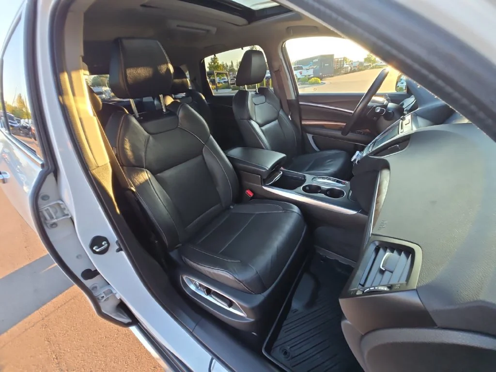 Used 2020 White Acura Technology image 36