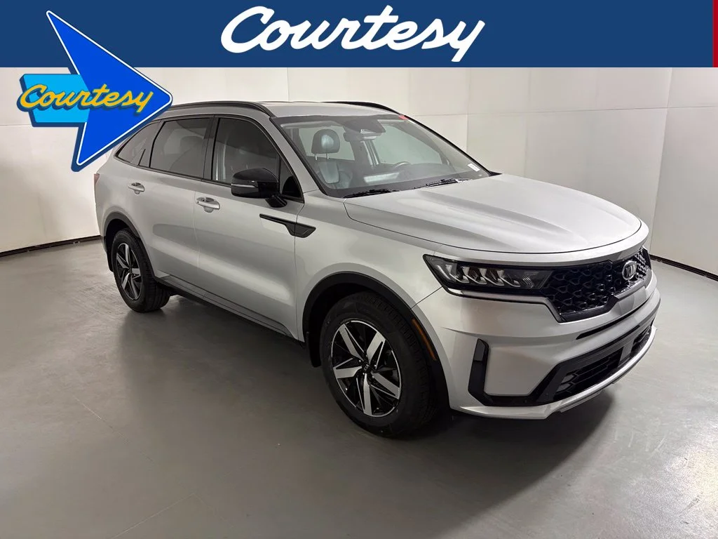 Used 2021 Silver Kia EX image 1