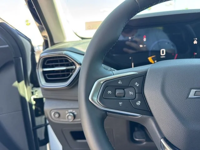 New 2026 White Chevrolet LT image 31