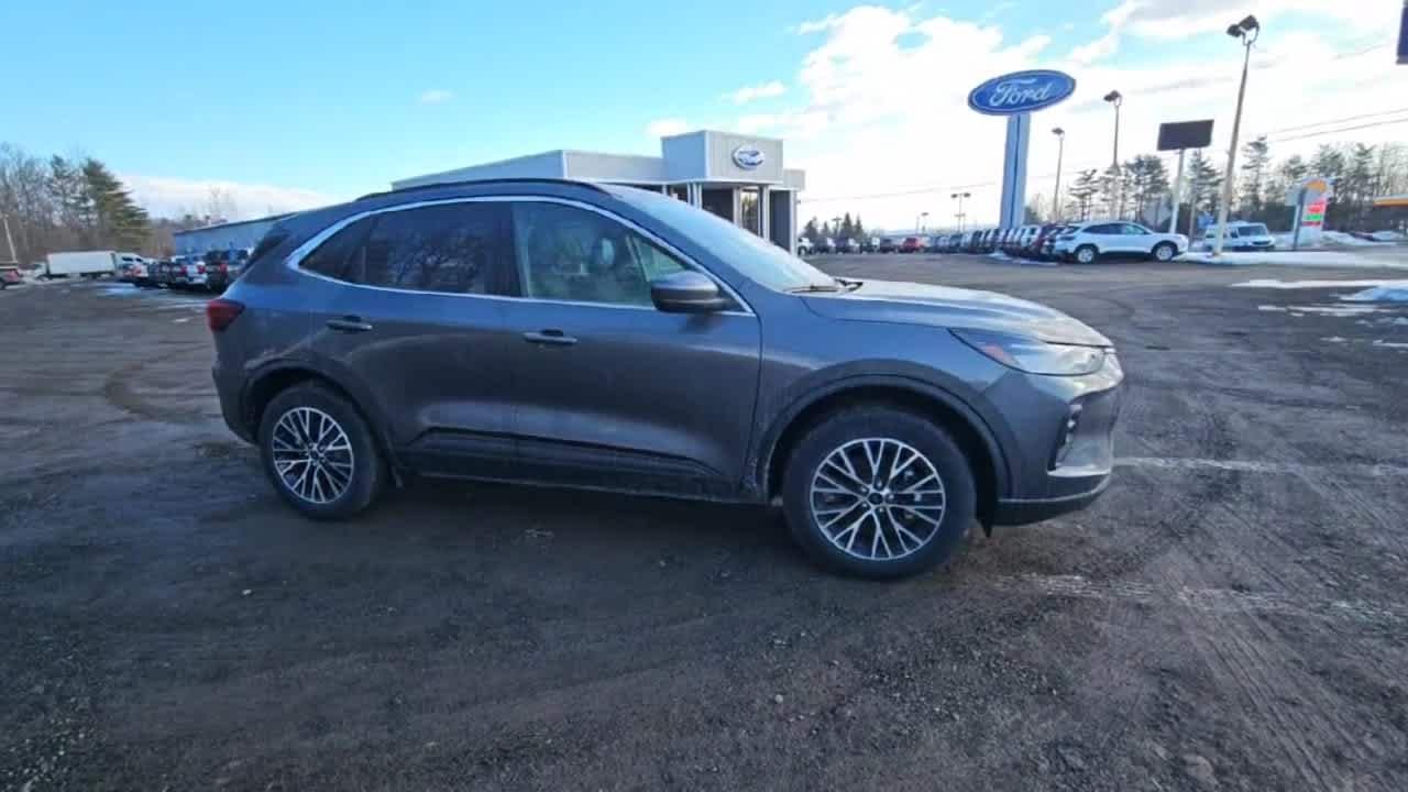 2025 Ford Escape Plug-in hybrid PHEV - Photo 2