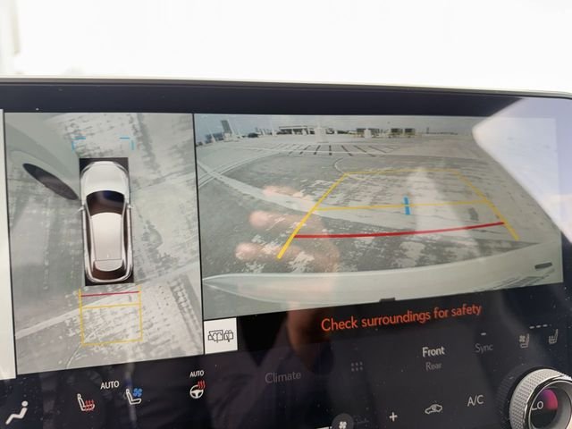 Used 2025 White Lexus 350 Premium image 17