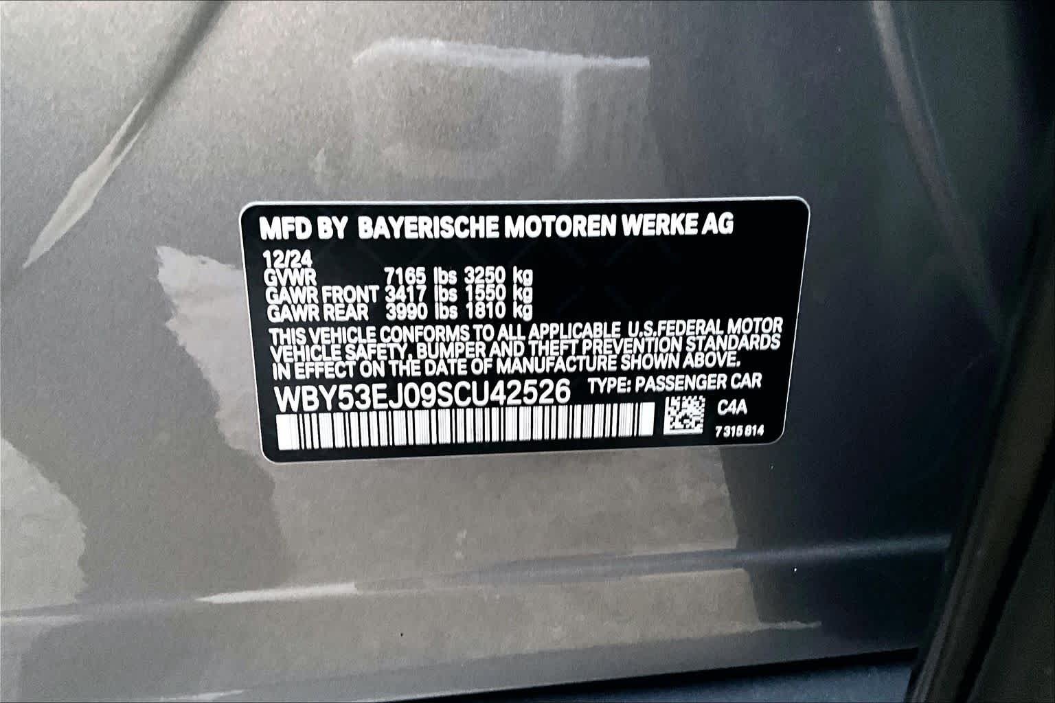 Used 2025 Oxide Grey Metallic BMW xDrive60 image 35