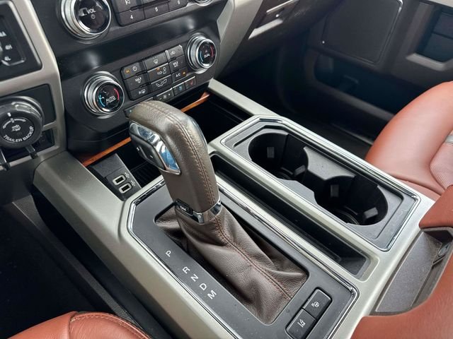 Used 2019 Red Ford King Ranch image 29
