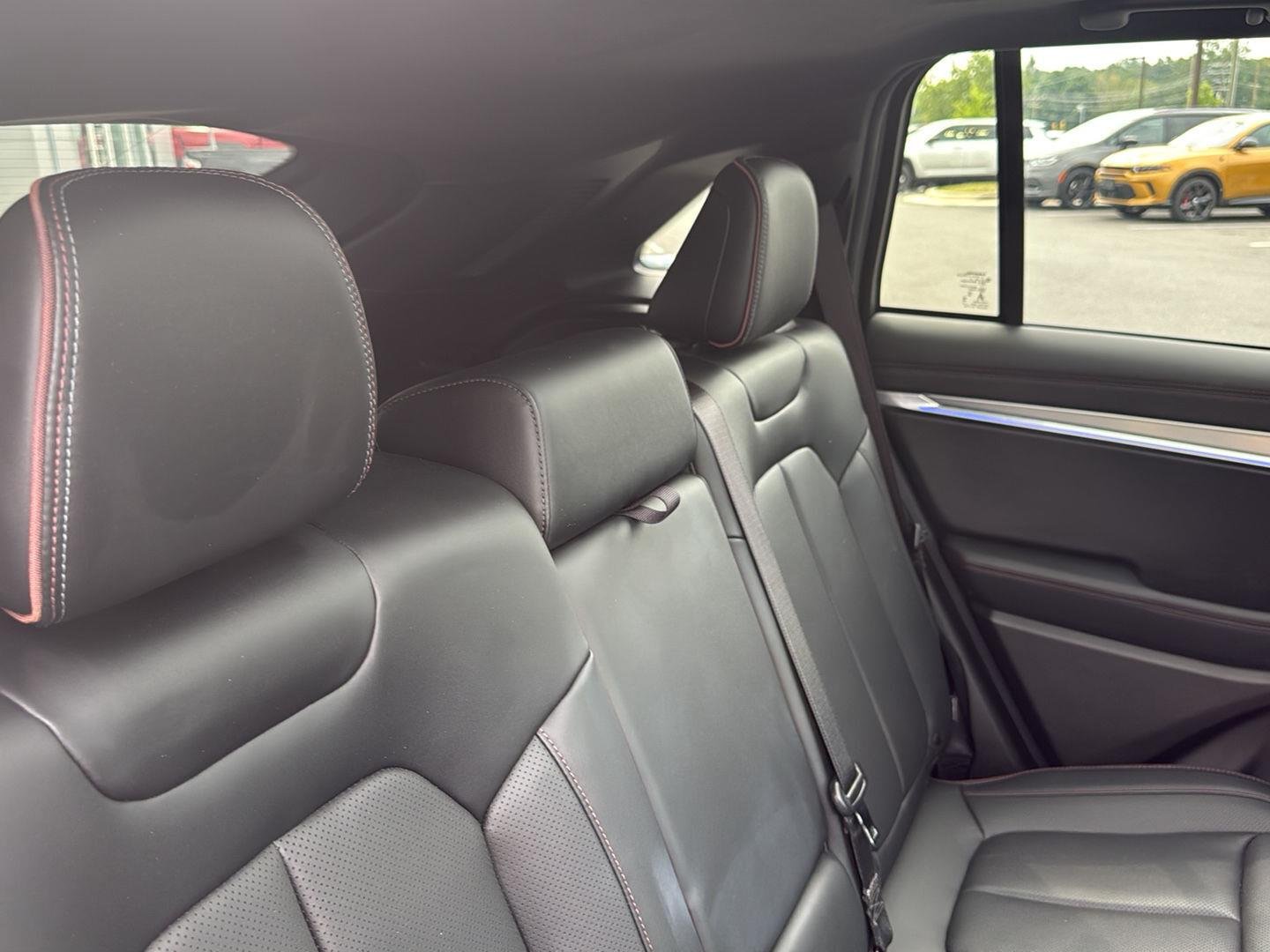 Used 2024 Baltic Gray Metallic Clearcoat Jeep Launch Edition image 27