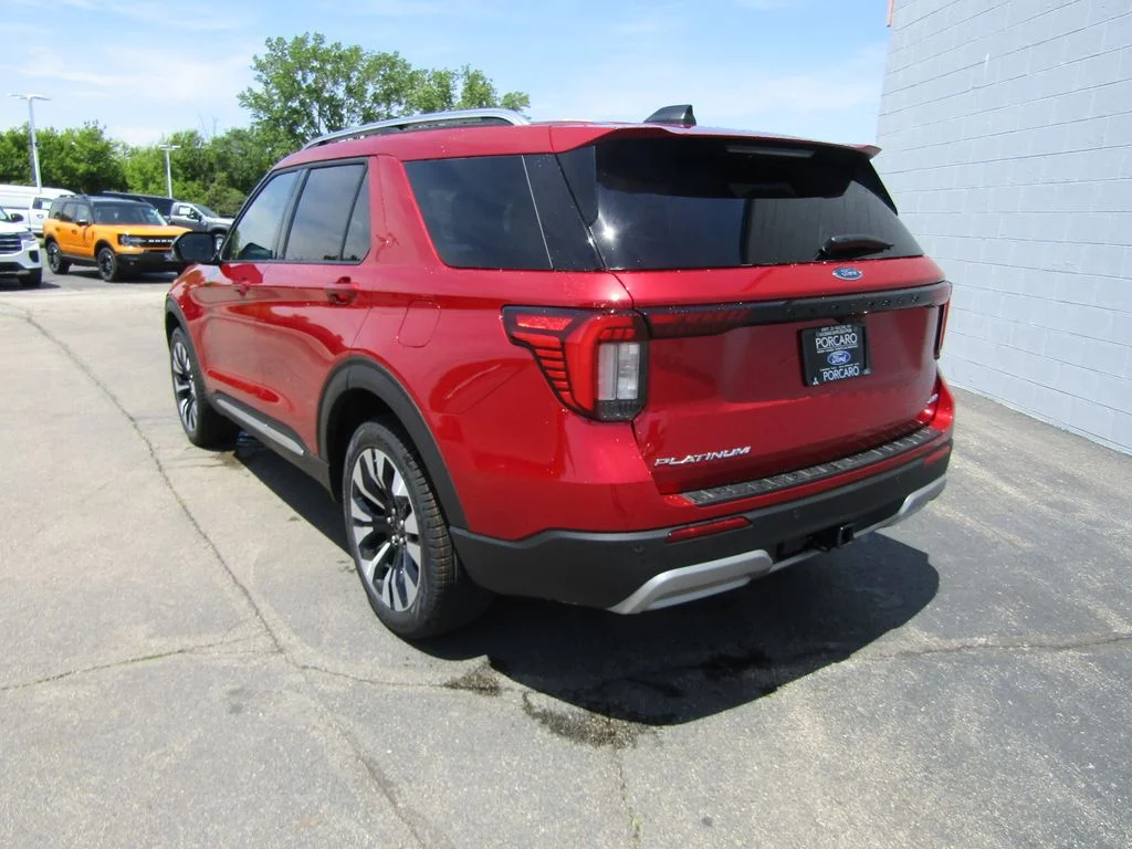New 2026 Rapid Red Metallic Tinted Clearcoat Ford Platinum™ image 4