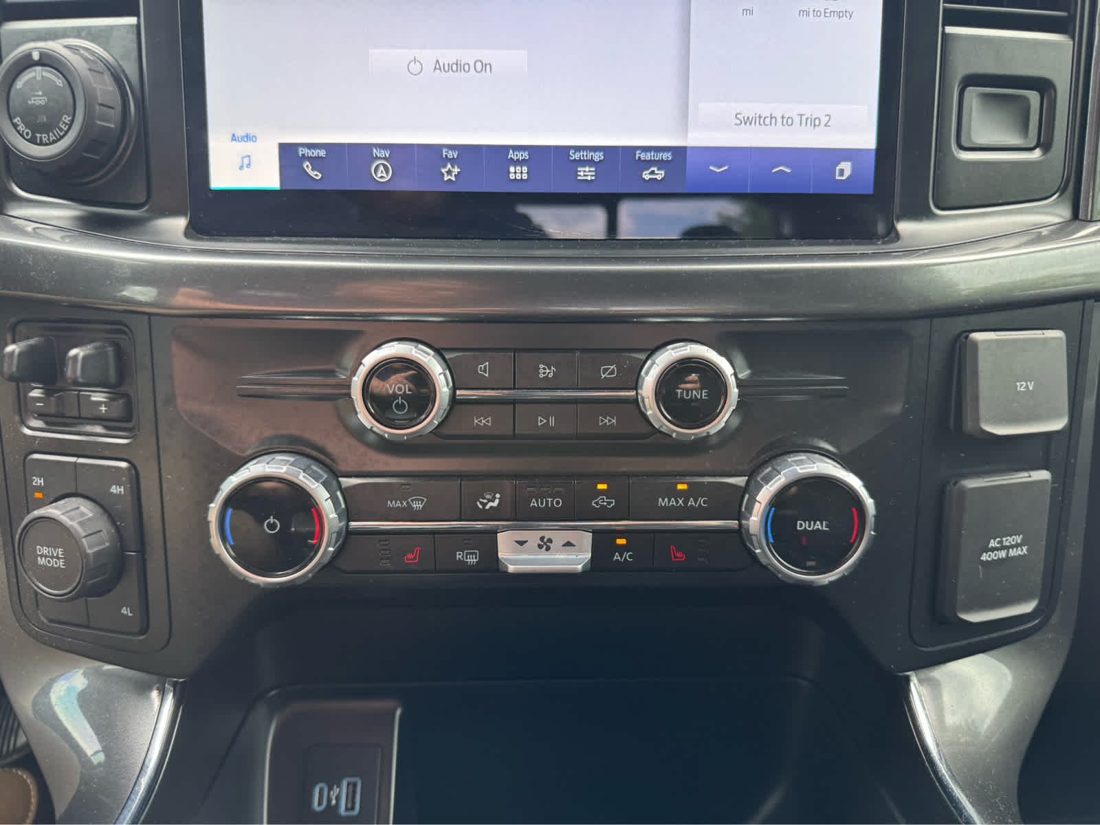Certified Used 2023 Agate Black Ford XLT image 20