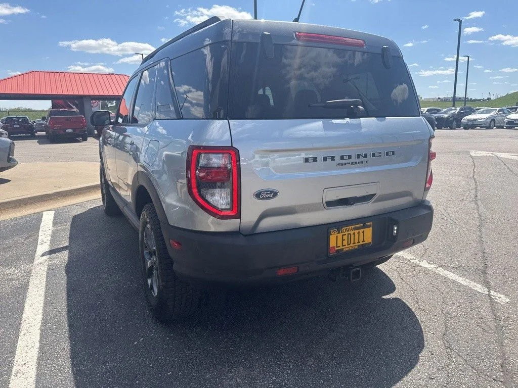 Used 2021 Silver Ford Badlands image 17
