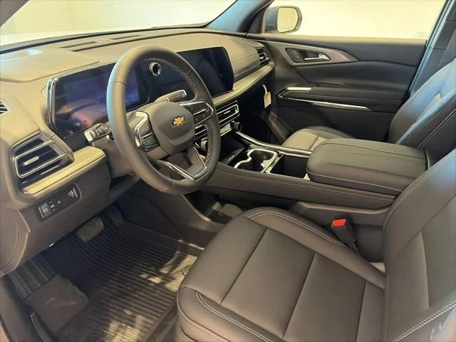 2026 Chevrolet Traverse LT - Photo 8