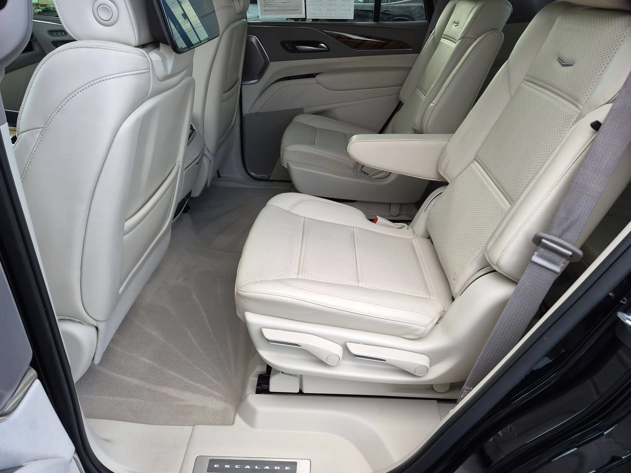 2022 Cadillac Escalade Sport Platinum - Photo 25