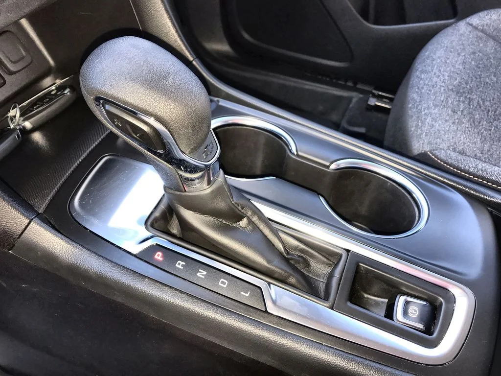 Used 2024 White Chevrolet LT image 19