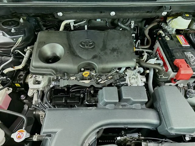 Used 2024 Gray Toyota XLE Premium image 31