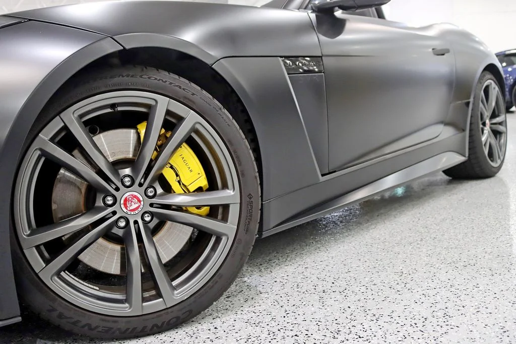 Used 2017 Black Jaguar SVR image 5