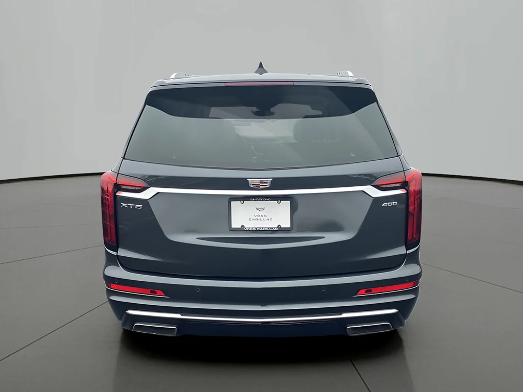 Used 2021 Wilder Metallic Cadillac Premium Luxury image 4