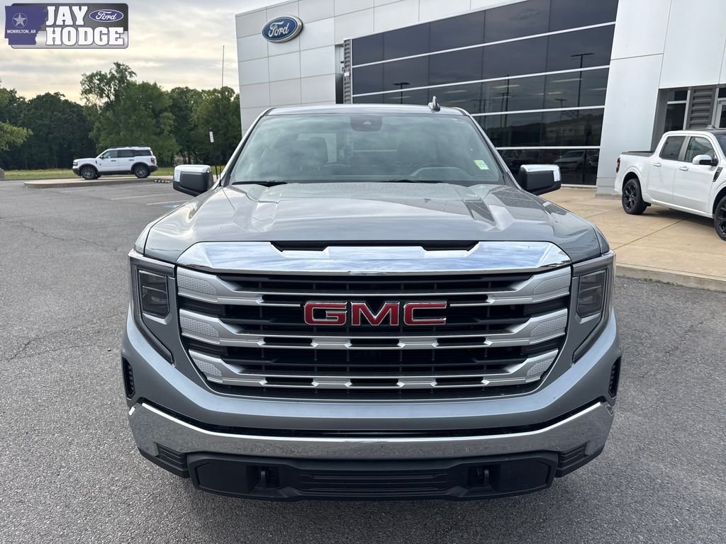 Used 2025 Silver GMC SLE image 11