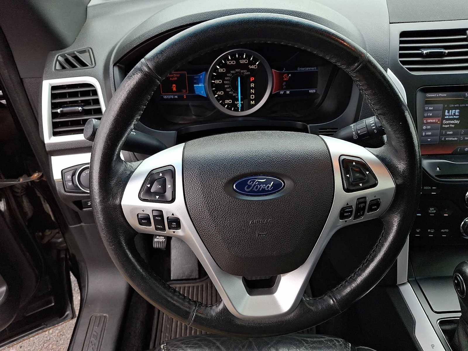 Used 2013 Tuxedo Black Metallic Ford XLT image 19