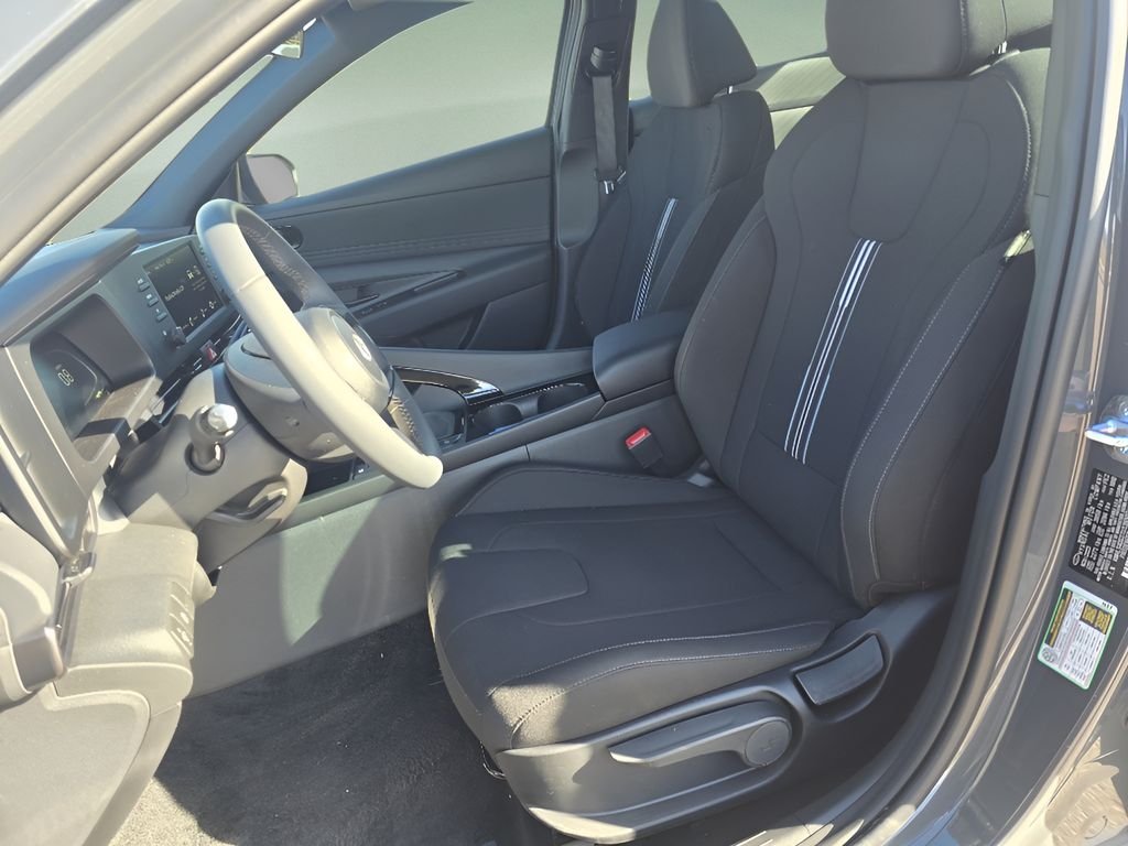 New 2026 Fluid Metal Hyundai SEL Sport Premium image 12
