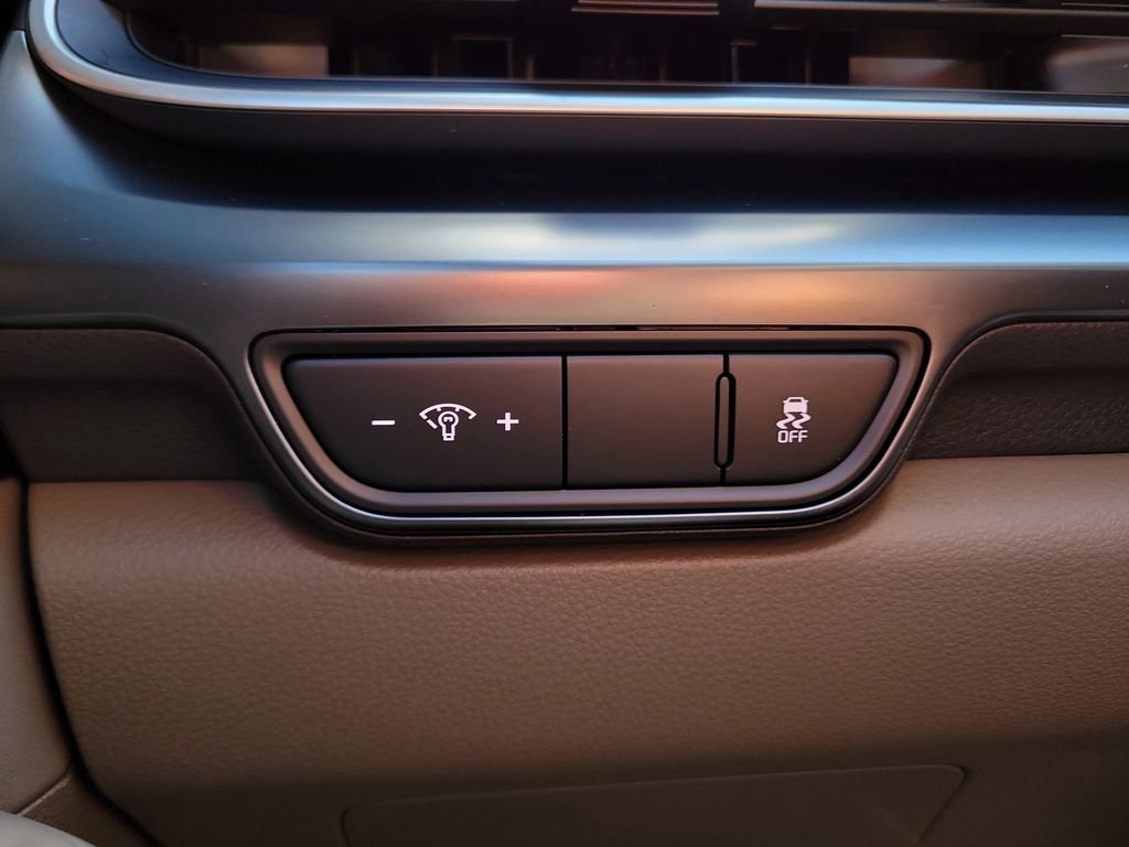New 2026 White Kia LXS image 24