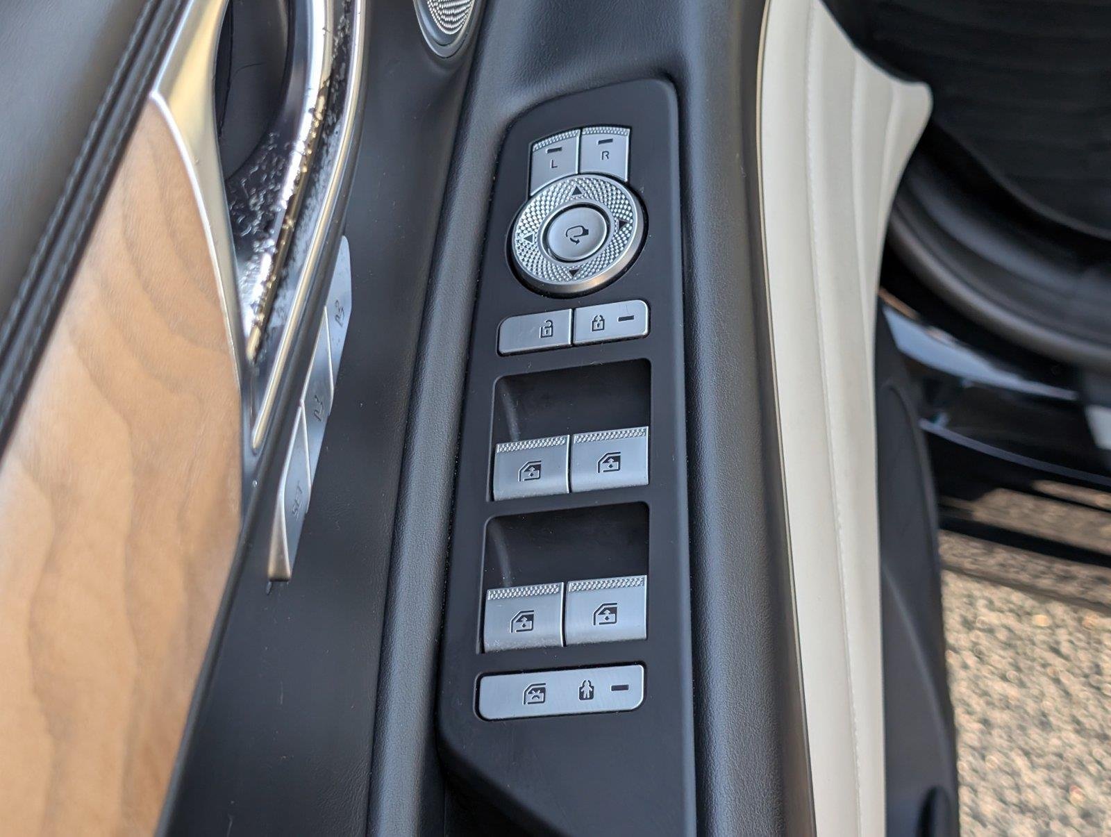 Used 2021 Vik Black Genesis Advanced + image 19