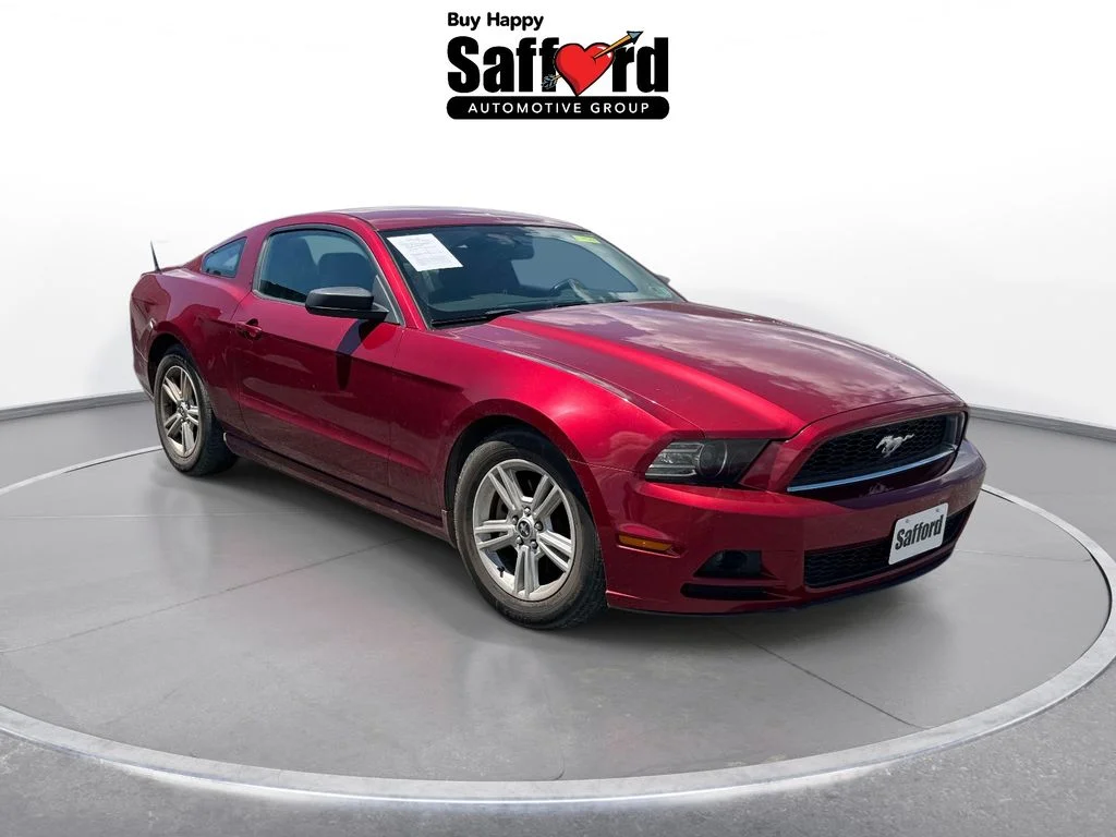 Used 2014 Red Ford V6 image 11
