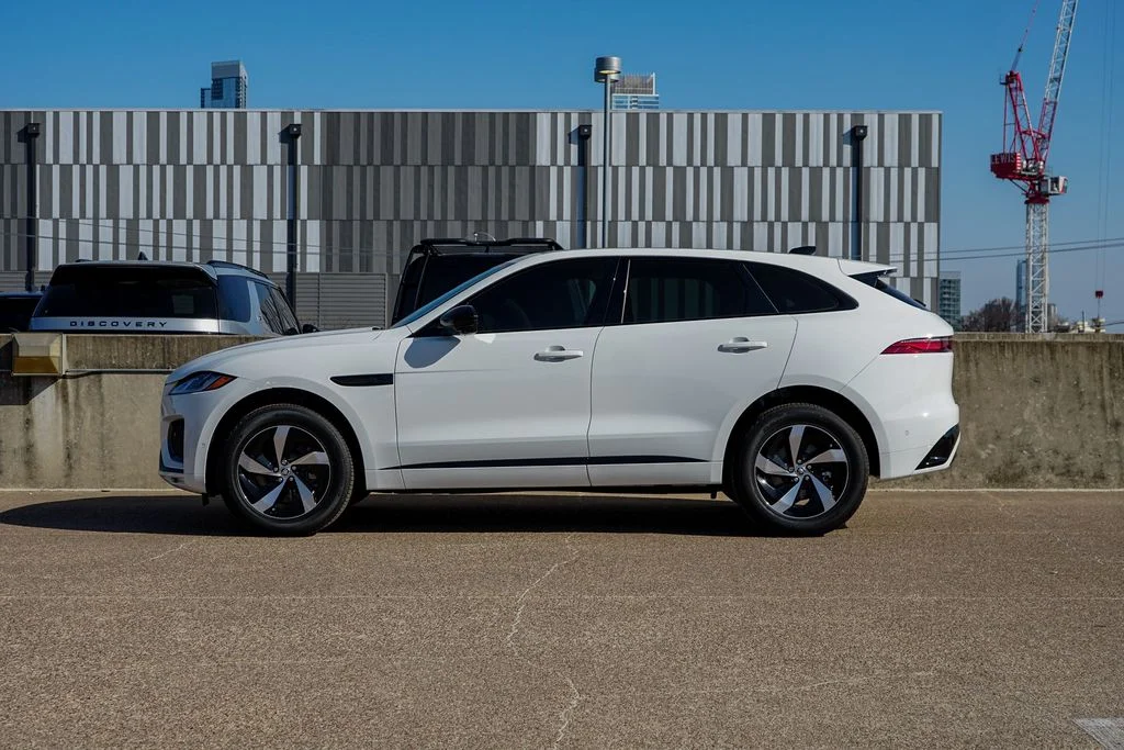 2026 Jaguar F-Pace R-Dynamic S - Photo 6