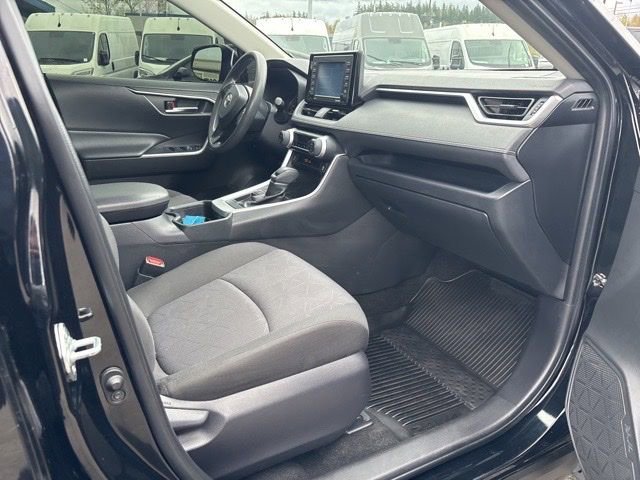Used 2020 Midnight Black Metallic Toyota XLE image 9