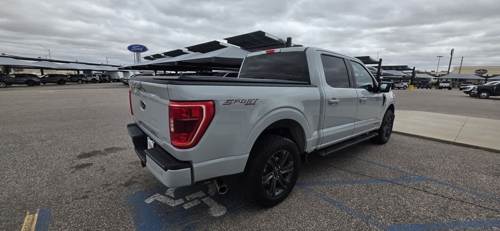 Used 2023 Avalanche Ford XLT image 8