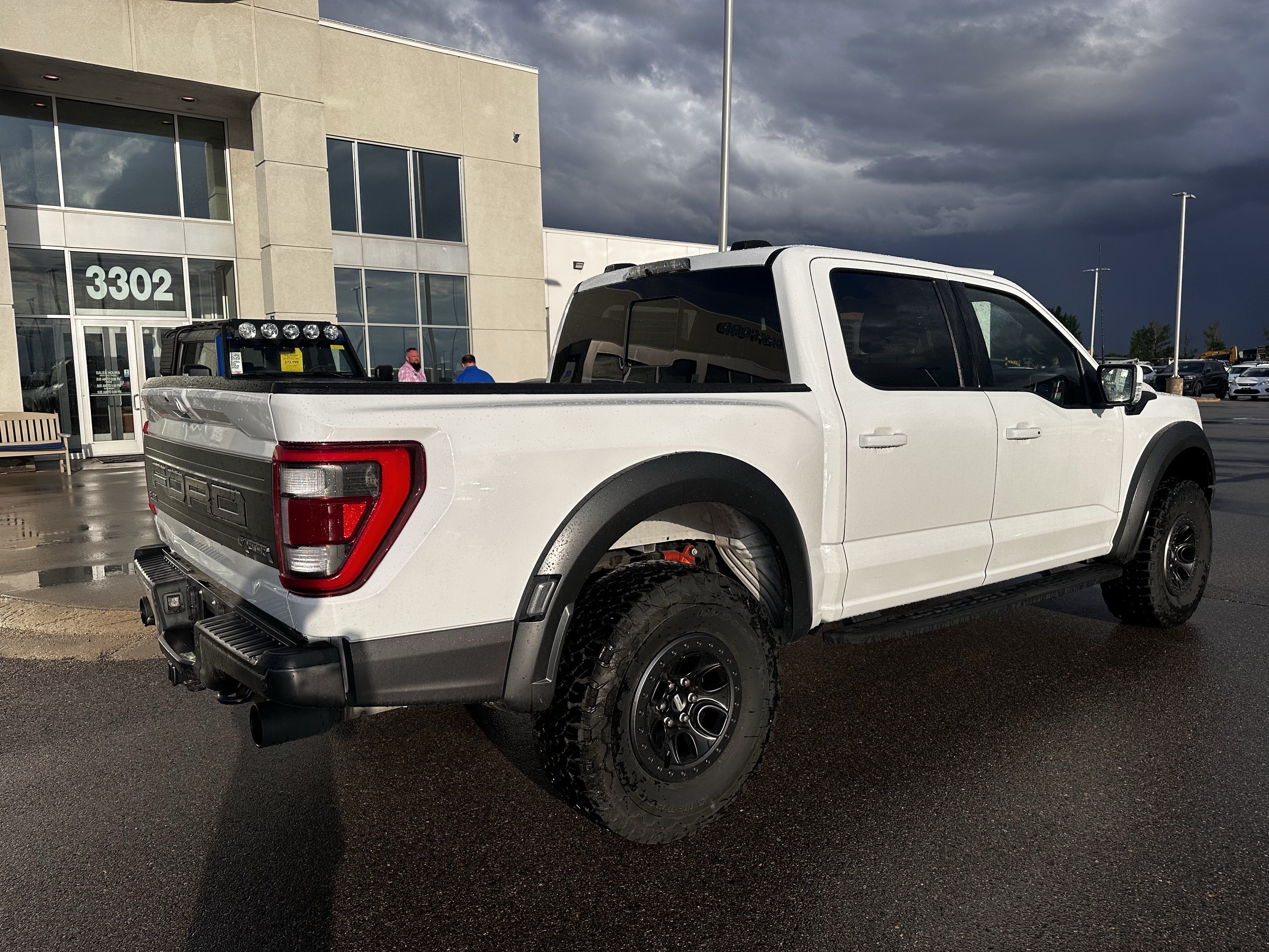 Used 2022 Oxford White Clearcoat Ford Raptor image 4