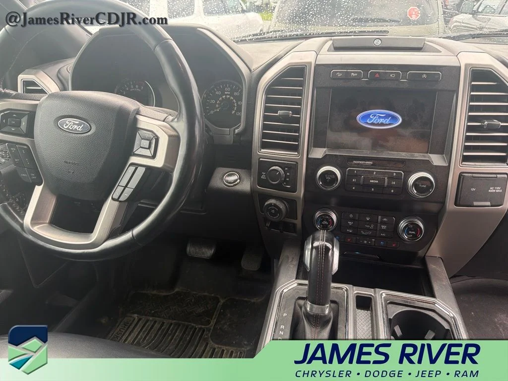 Used 2020  Ford Platinum image 9