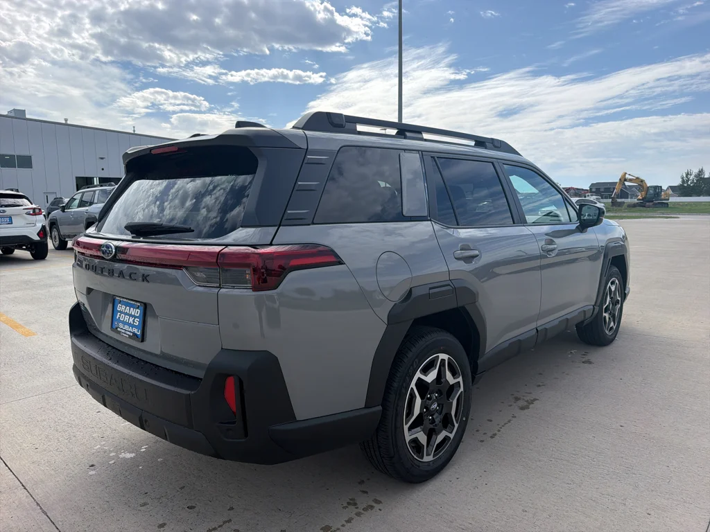 New 2026 RIVER ROCK PEARL Subaru Touring image 5