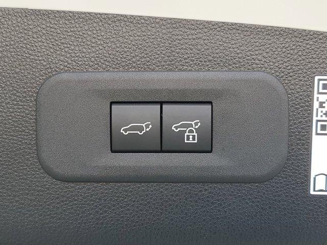 Certified Used 2026 OXYGEN WHITE Toyota  image 33