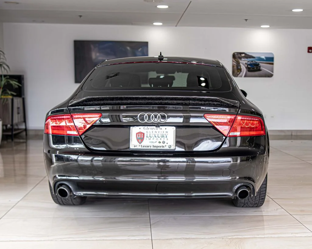 Used 2013 Black Audi  image 13