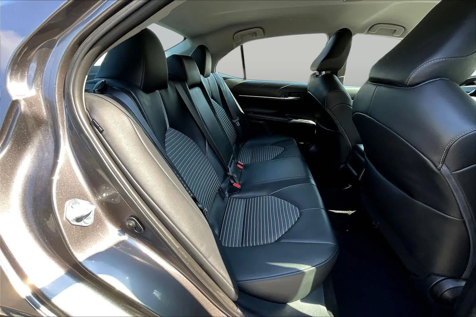 Used 2023 Predawn Gray Mica Toyota SE image 20