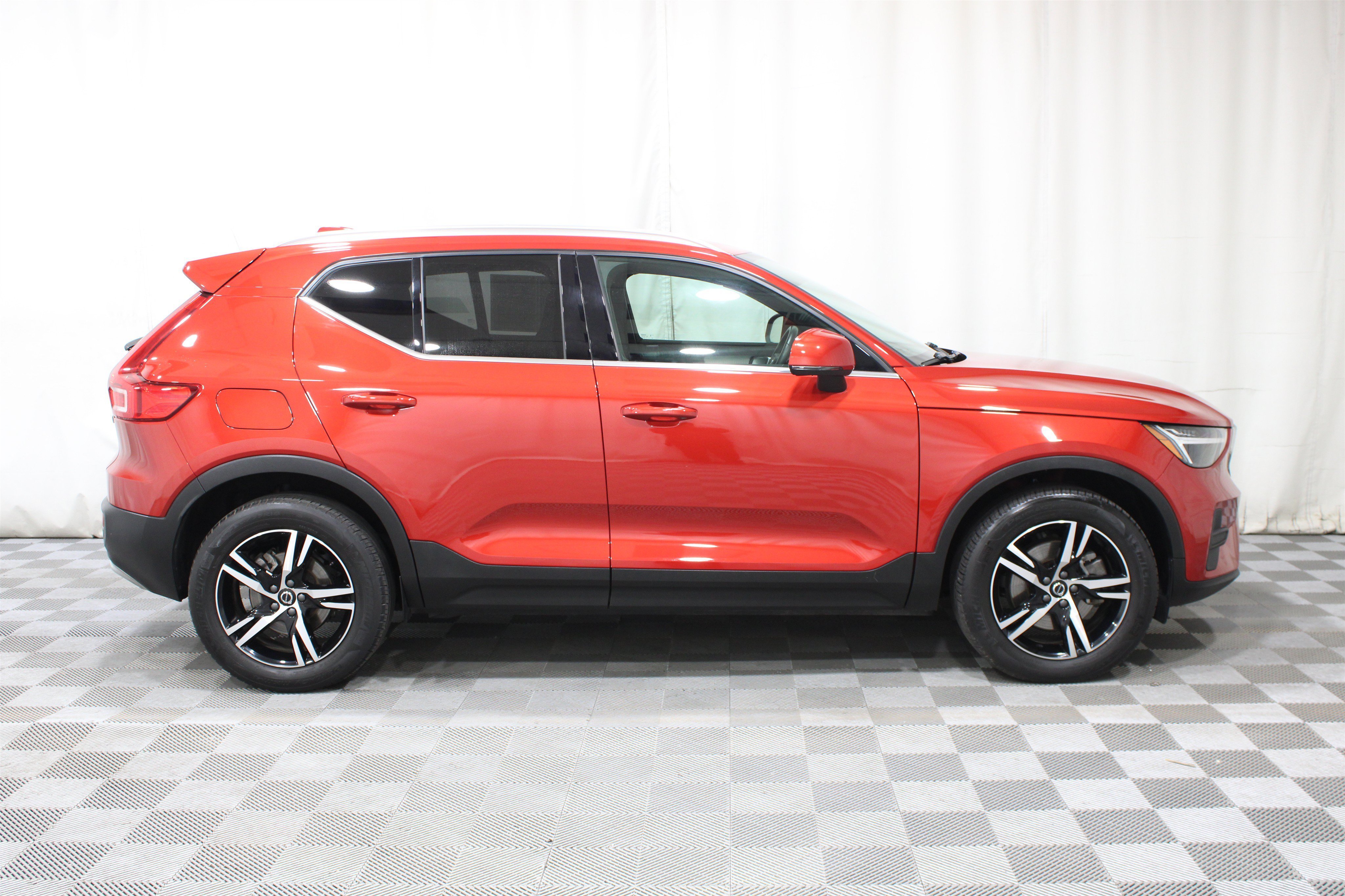Used 2024 Fusion Red Metallic Volvo Core Bright Theme All-Wheel Drive image 28